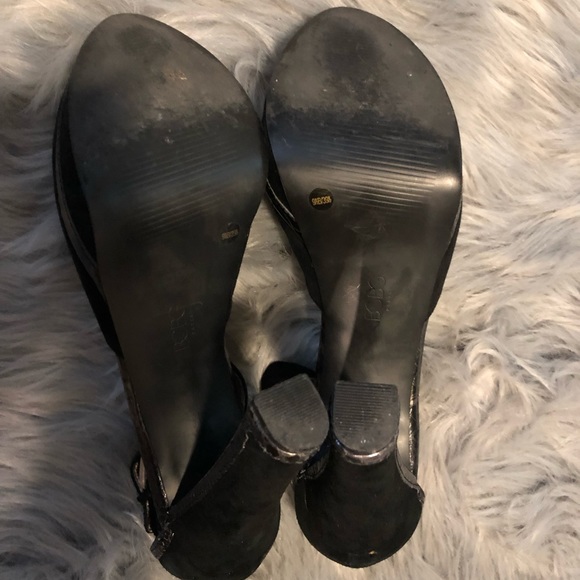 🚫DONATED🚫 - Picture 4 of 6